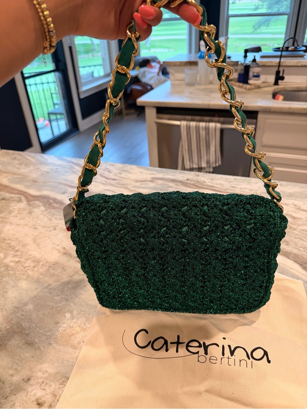Textured Green Crochet Crossbody with Gold Chain Strap - Picture 5 of 7